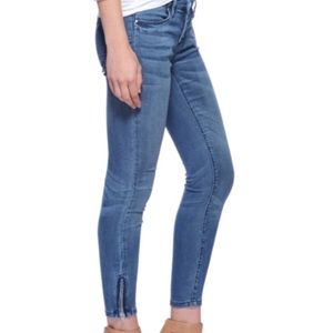 BLANK NYC jeggings with zippers